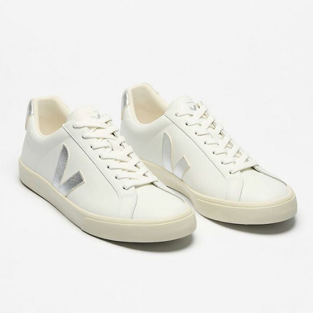 ヴェジャ エスプラー レザー スニーカー レディース ローカット 軽量 カジュアル タウンユース ESPLAR LEATHER WHITE SILVER EO0203883 VEJA べジャ (260224)